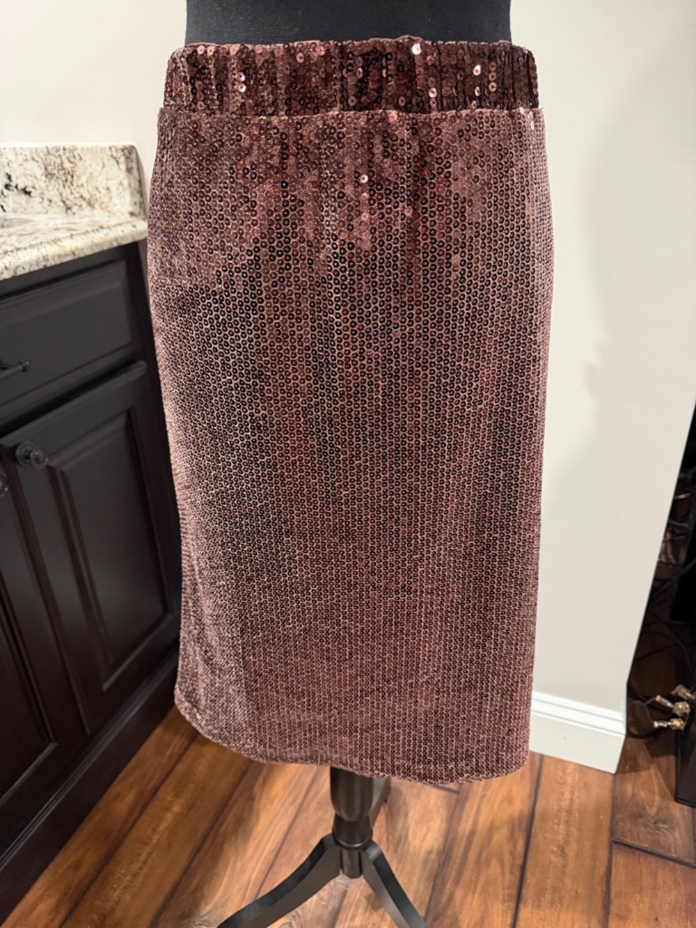 J. Jill Burgandy Sequin Pencil Skirt Sz Lg. NWT